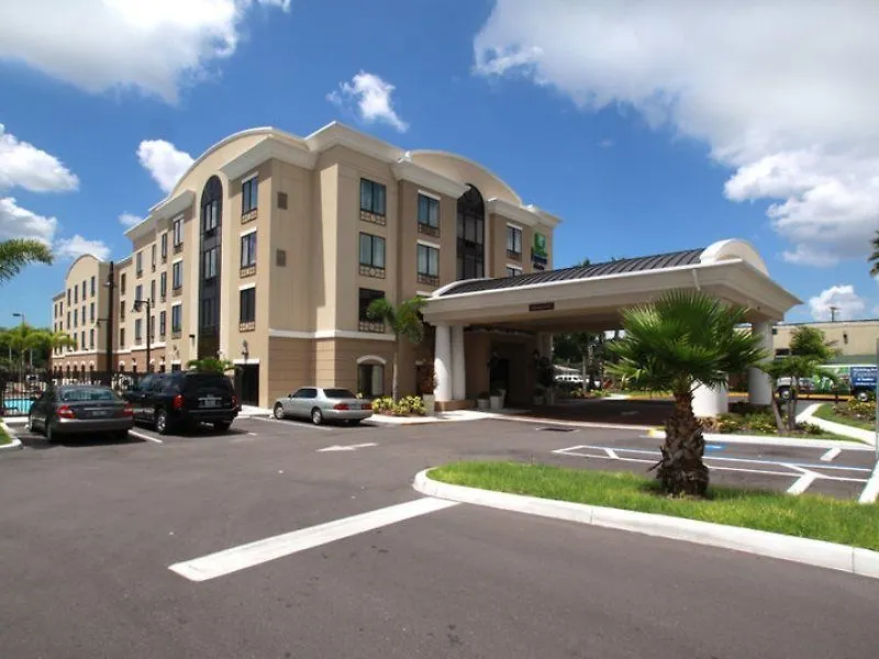 Holiday Inn Express Hotel & Suites Tampa-Usf-Busch Gardens By Ihg Tampa
